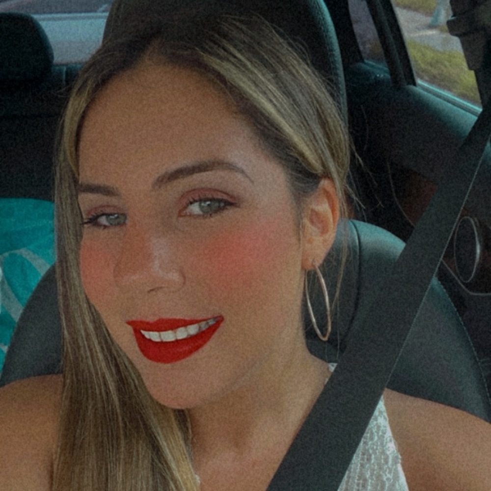 Meet your Posher, Paulina